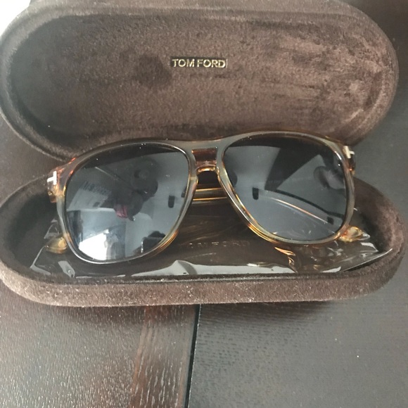 Tom Ford tortise brown sunglasses main image 6